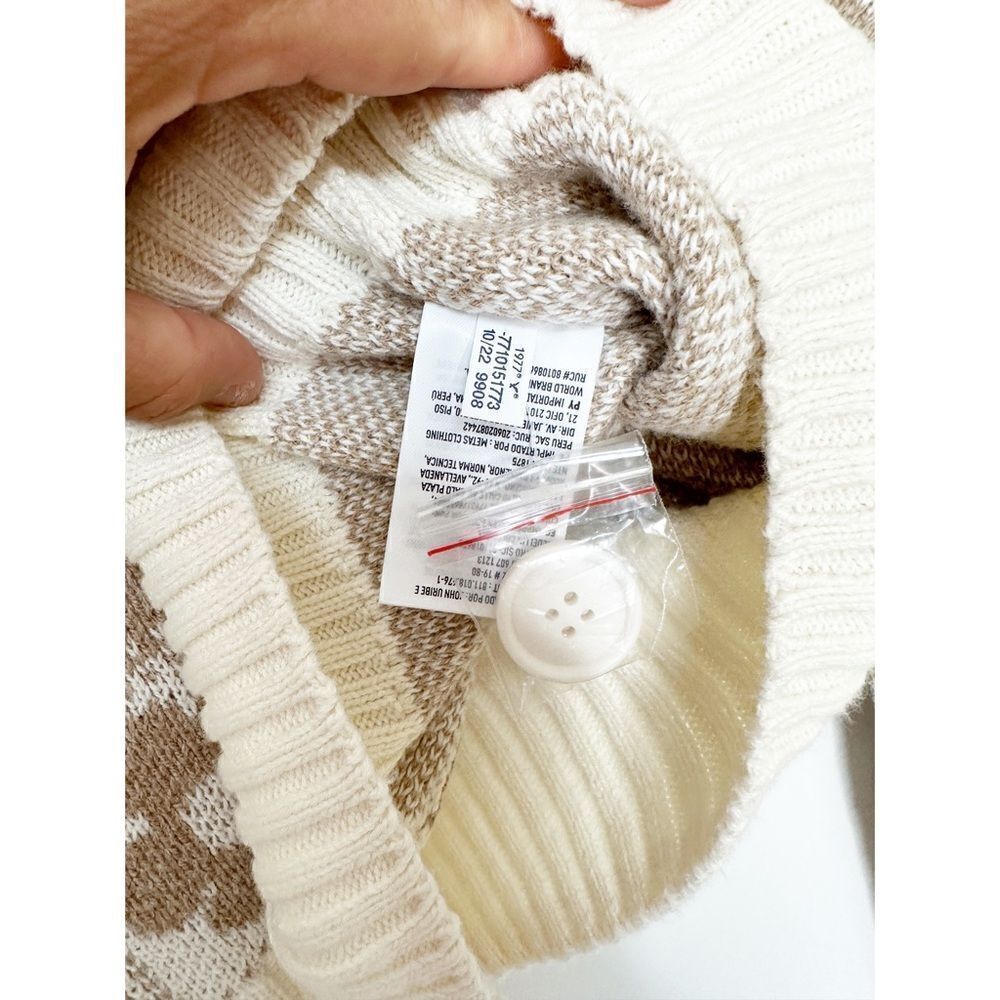 American Eagle Cropped Cardigan Sweater Yin & Yang Extra Small - Picture 7 of 7